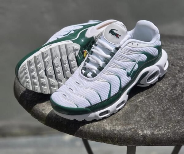 Nike TN  X LACOSTE